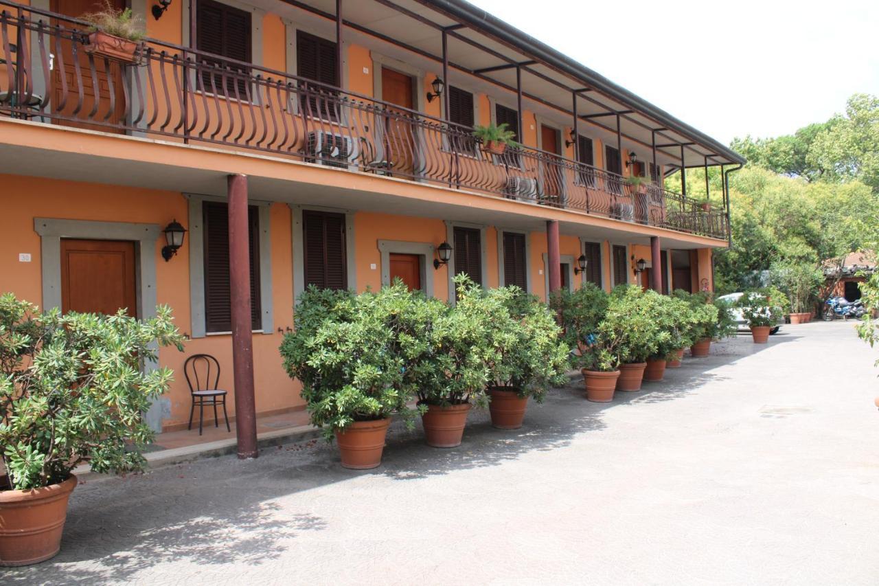 Hotel La Locanda Del Borgo Rom Exterior foto