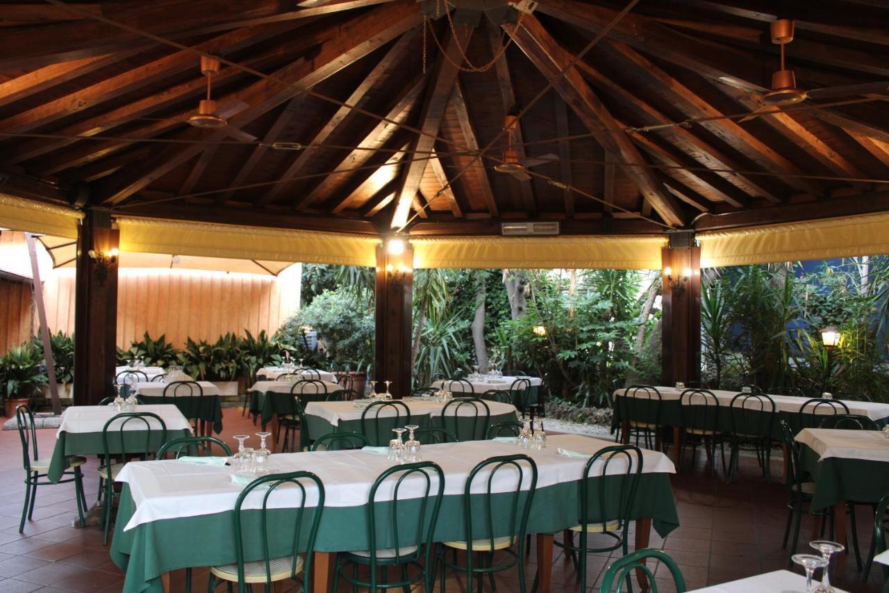 Hotel La Locanda Del Borgo Rom Exterior foto