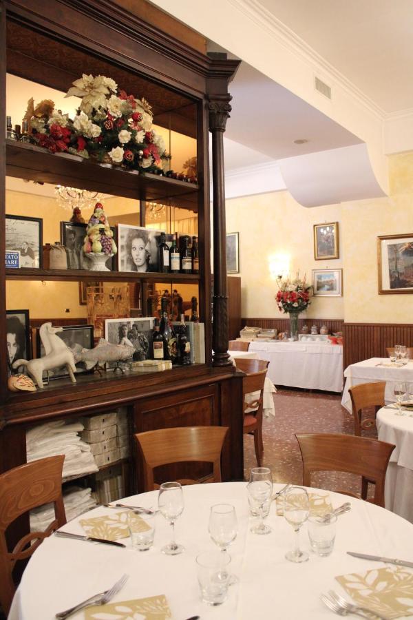 Hotel La Locanda Del Borgo Rom Exterior foto